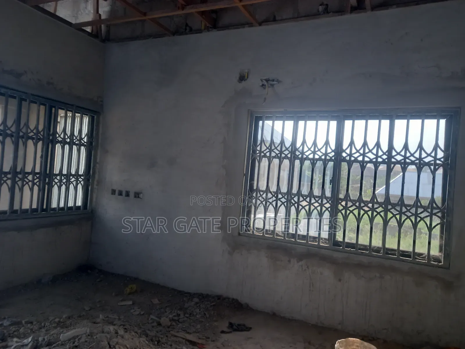 5bdrm House in Kenyasi Bosore, Kumasi Metropolitan for sale
