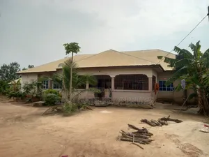 5bdrm House in Asonomaso Nkwanta, Kumasi Metropolitan for sale