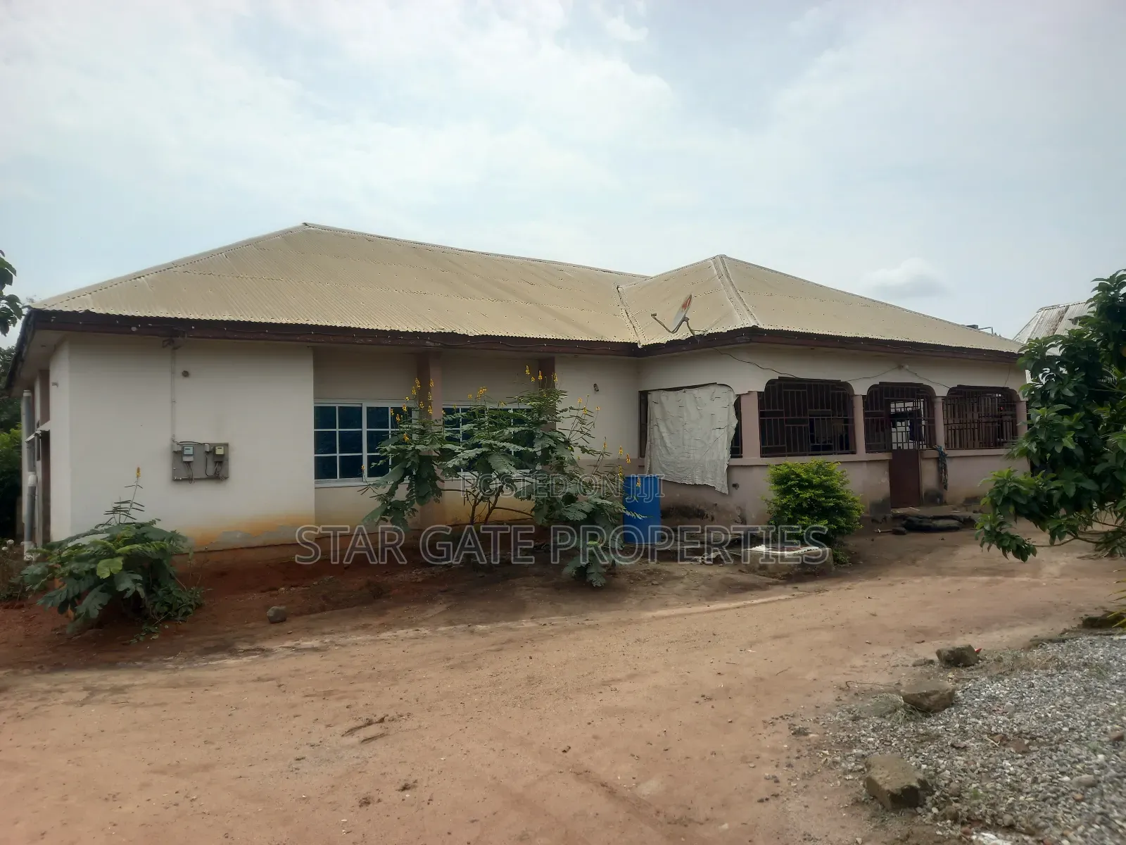 5bdrm House in Asonomaso Nkwanta, Kumasi Metropolitan for sale