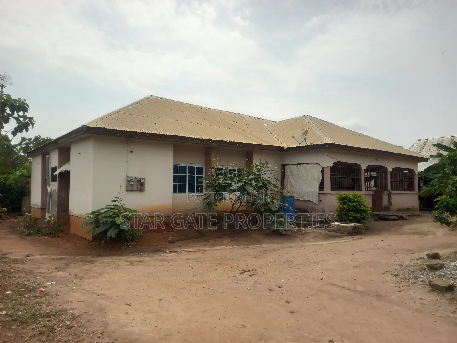 5bdrm House in Asonomaso Nkwanta, Kumasi Metropolitan for sale