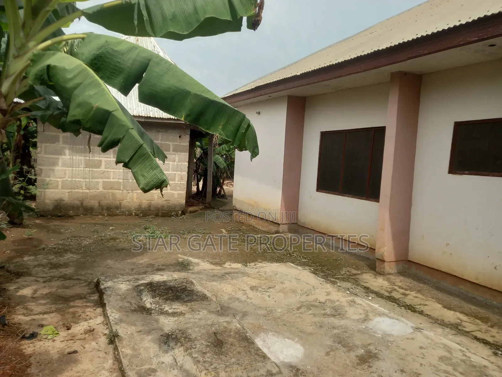 5bdrm House in Asonomaso Nkwanta, Kumasi Metropolitan for sale
