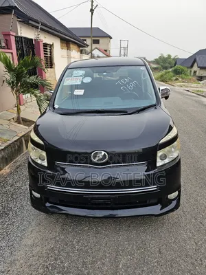 Toyota Voxy 2012 Black