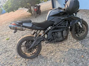 Benelli TNT 2023 Black