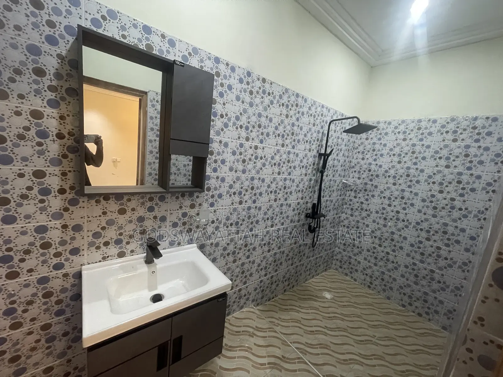 2bdrm Apartment in East Legon, Adjiriganor for rent