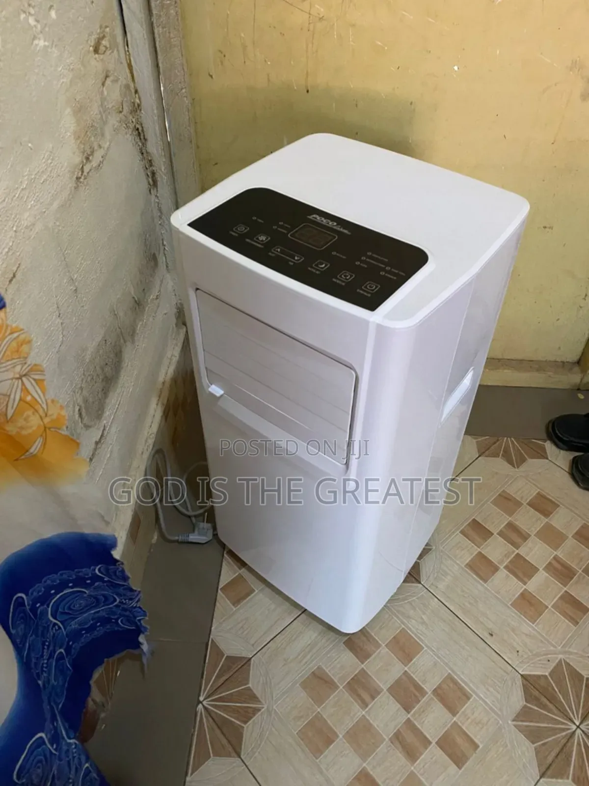 German Original 2.5 Horse Power Standing Air Conditioner for Bedroom