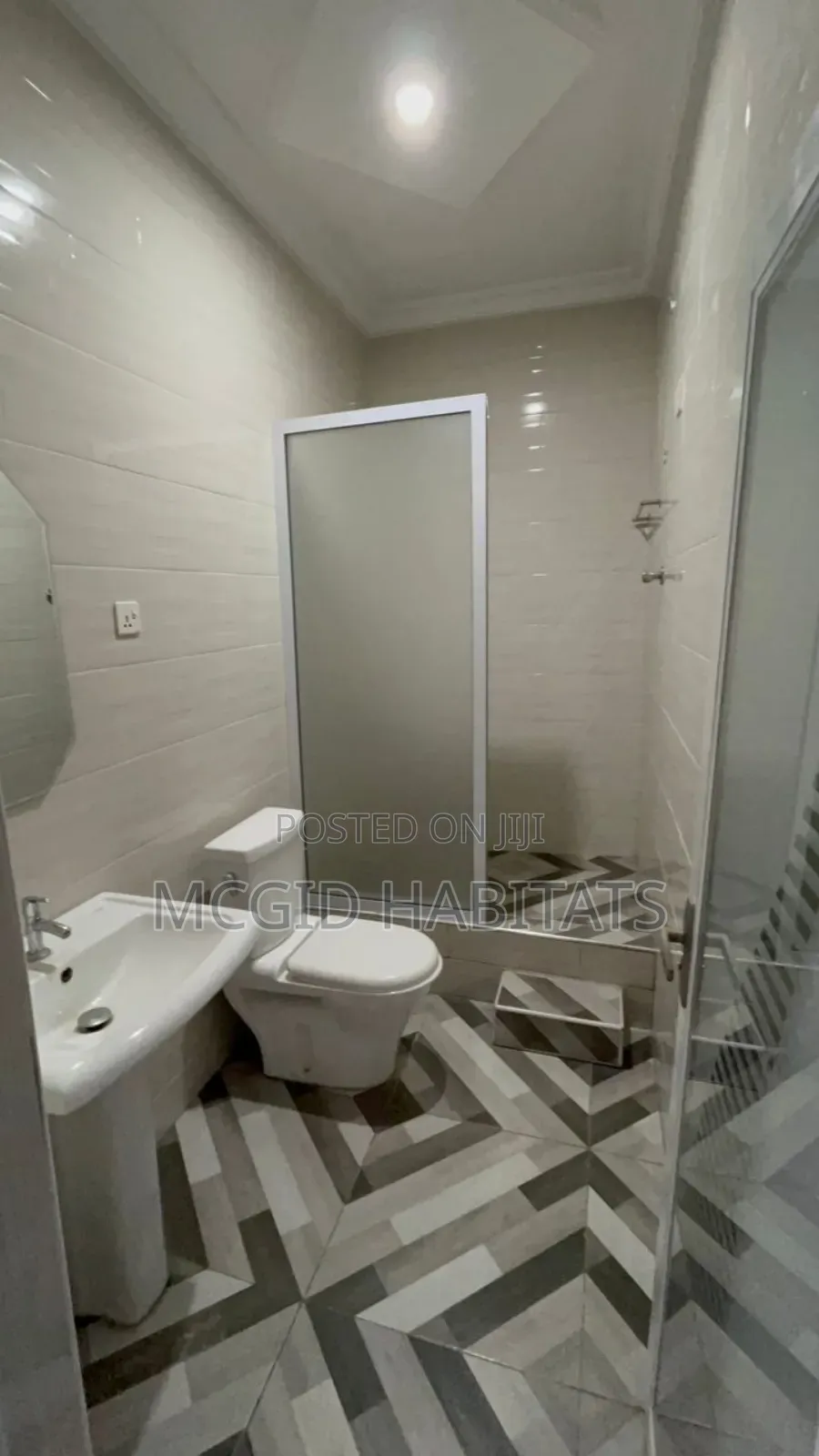 2bdrm Apartment in Oyarifa for rent