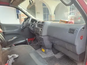 Toyota HiAce 2008 Red