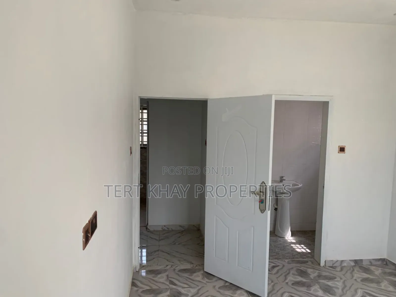 3bdrm House in Oyarifa for sale
