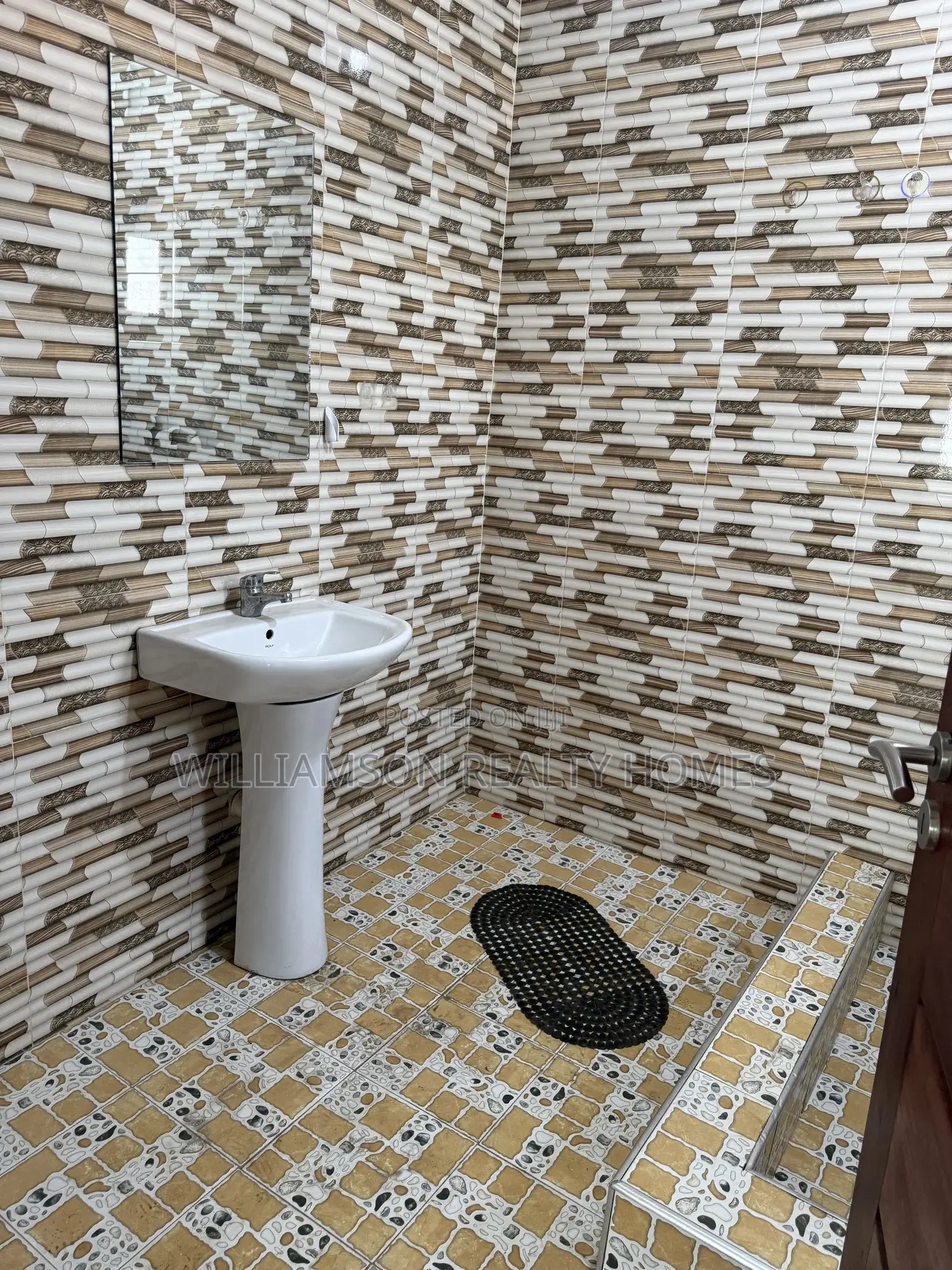 1bdrm Apartment in Devtraco Estate Road, Spintex for rent