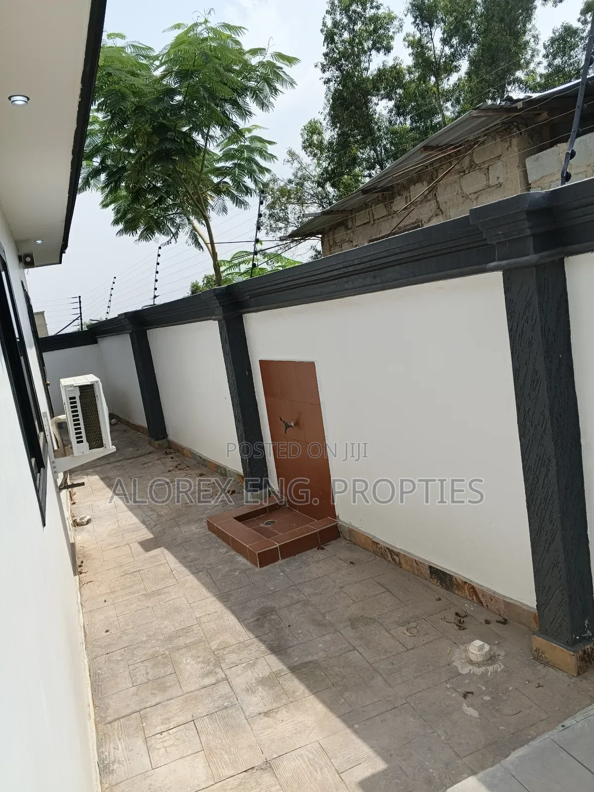Furnished 2bdrm House in Maalejor, Frafraha for sale