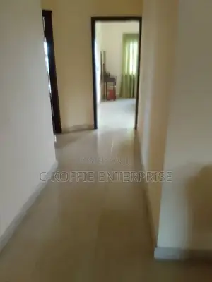 Furnished 3bdrm Apartment in Tesano for rent