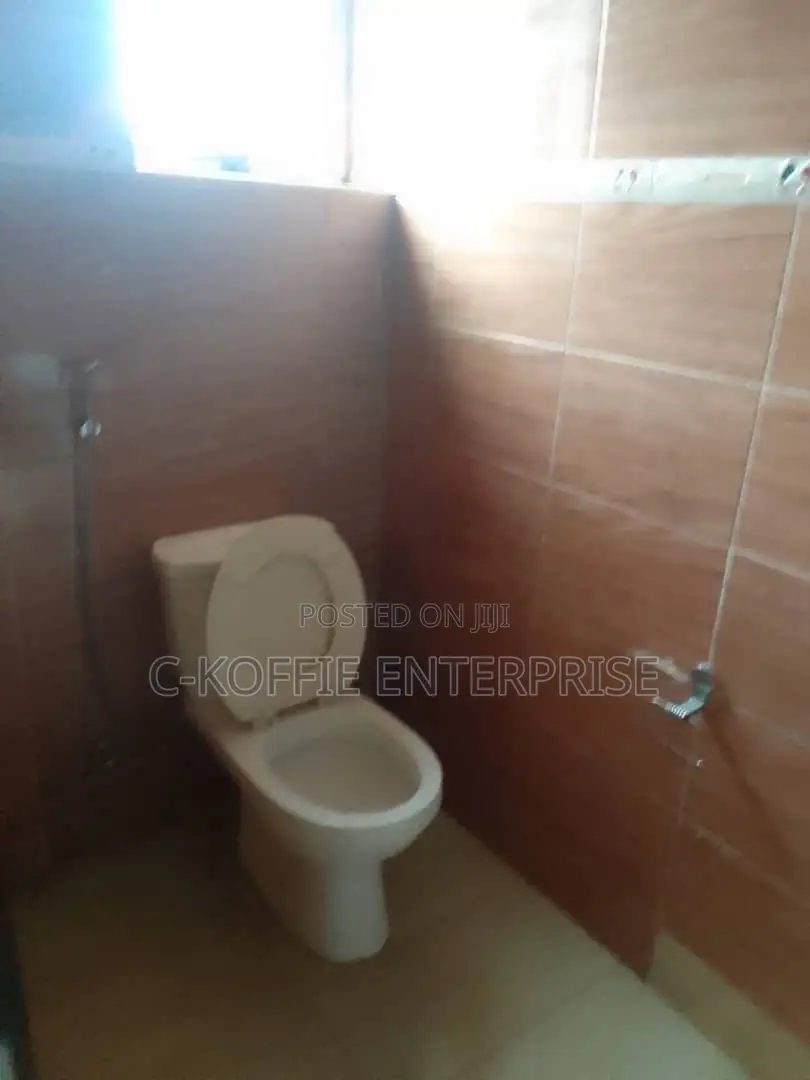 Furnished 3bdrm Apartment in Tesano for rent