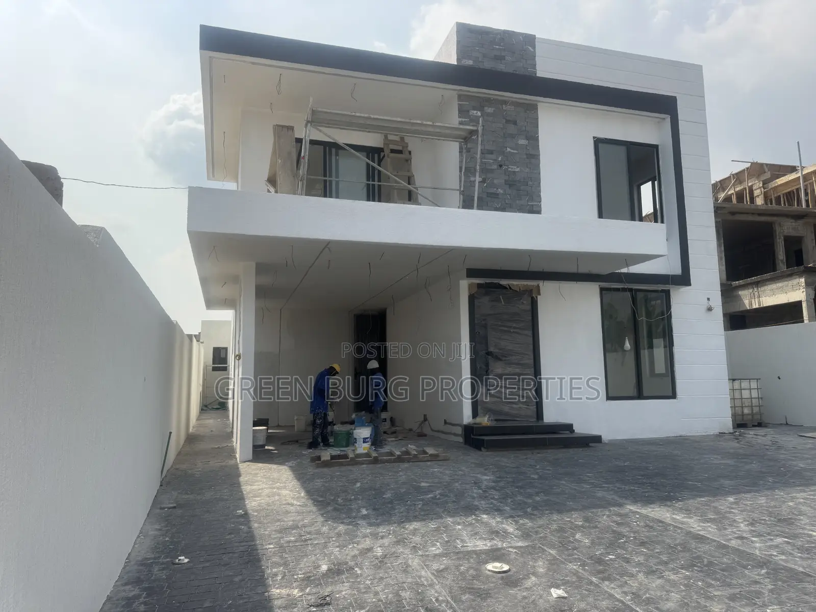 4bdrm House in East Legon for sale