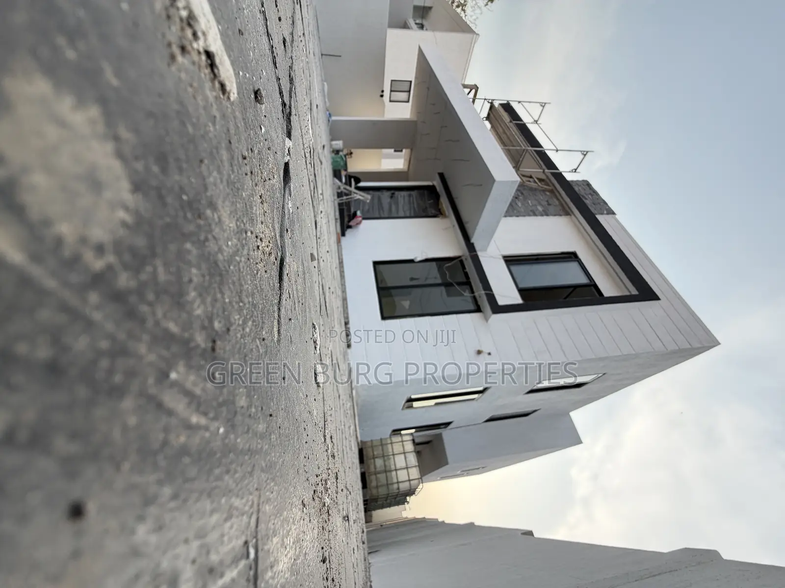 4bdrm House in East Legon for sale