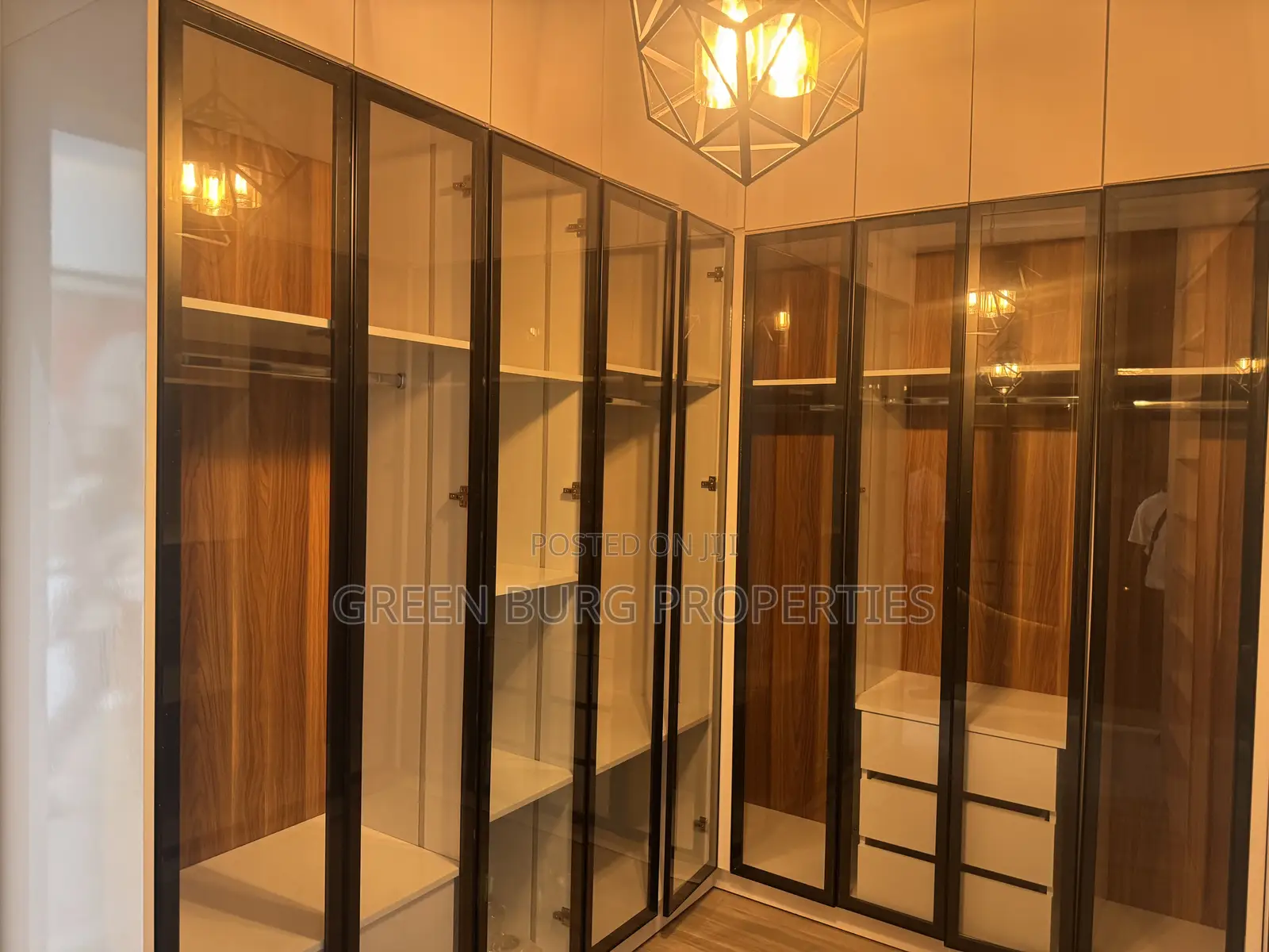 4bdrm House in East Legon for sale