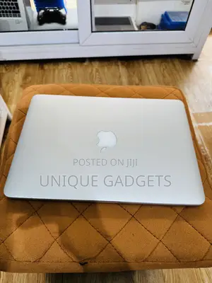 Laptop Apple MacBook Pro 2015 16GB Intel Core i5 SSD 256GB