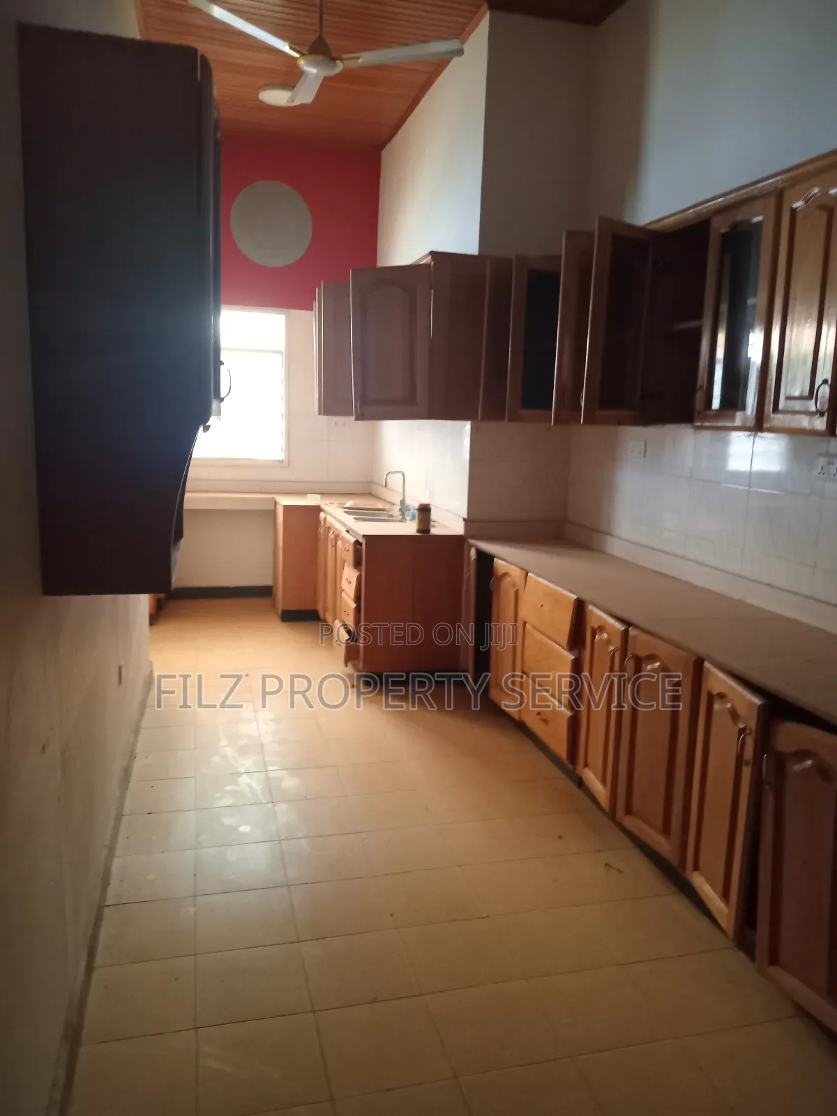 4bdrm House in Emefs Estate Afieya, Tema Metropolitan for rent
