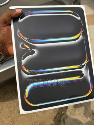 New Apple iPad Pro 13 (2025) 256 GB Black