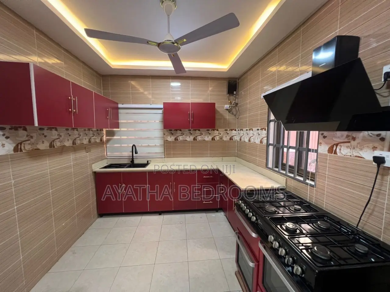 3bdrm House in Teshie Bushroad, New Town for rent