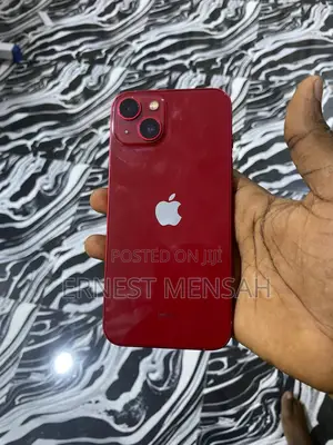 Apple iPhone 13 128 GB Red