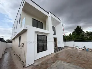 5bdrm House in SSNIT Flats for sale