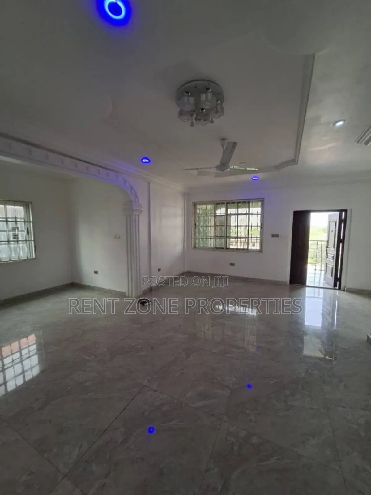 3bdrm Apartment in Dome for rent