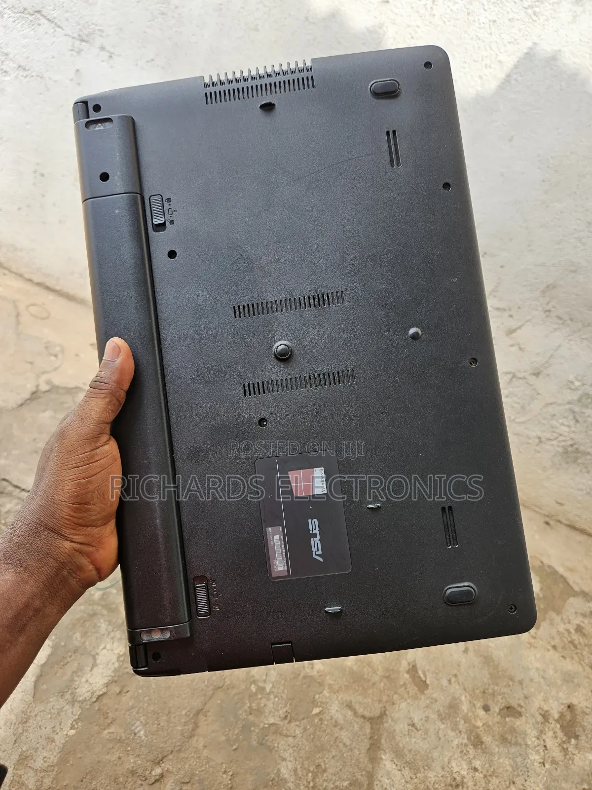 Laptop Asus F50Sv 4GB AMD HDD 500GB