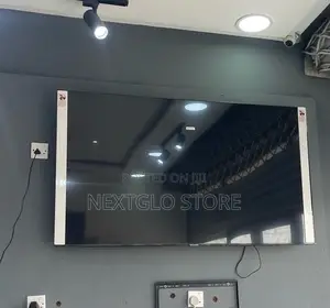 Samsung 55" Crystal Uhd U8072f Smart