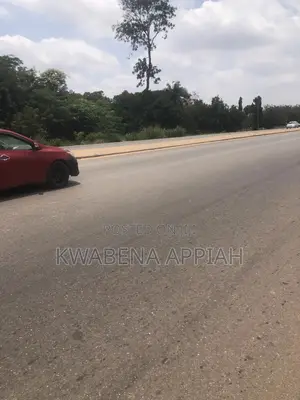 Plot of Land at Santasi Pakyi Main Road Is on Sales