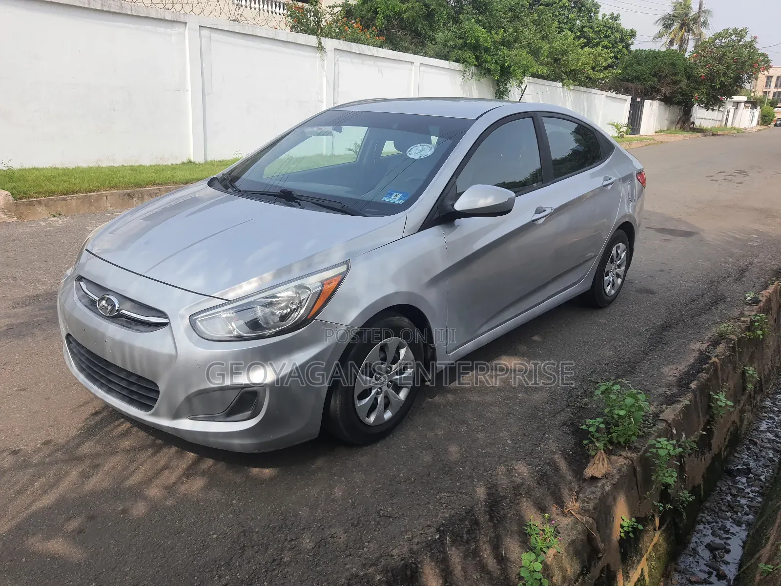 Hyundai Accent SE Sedan 2016 Silver