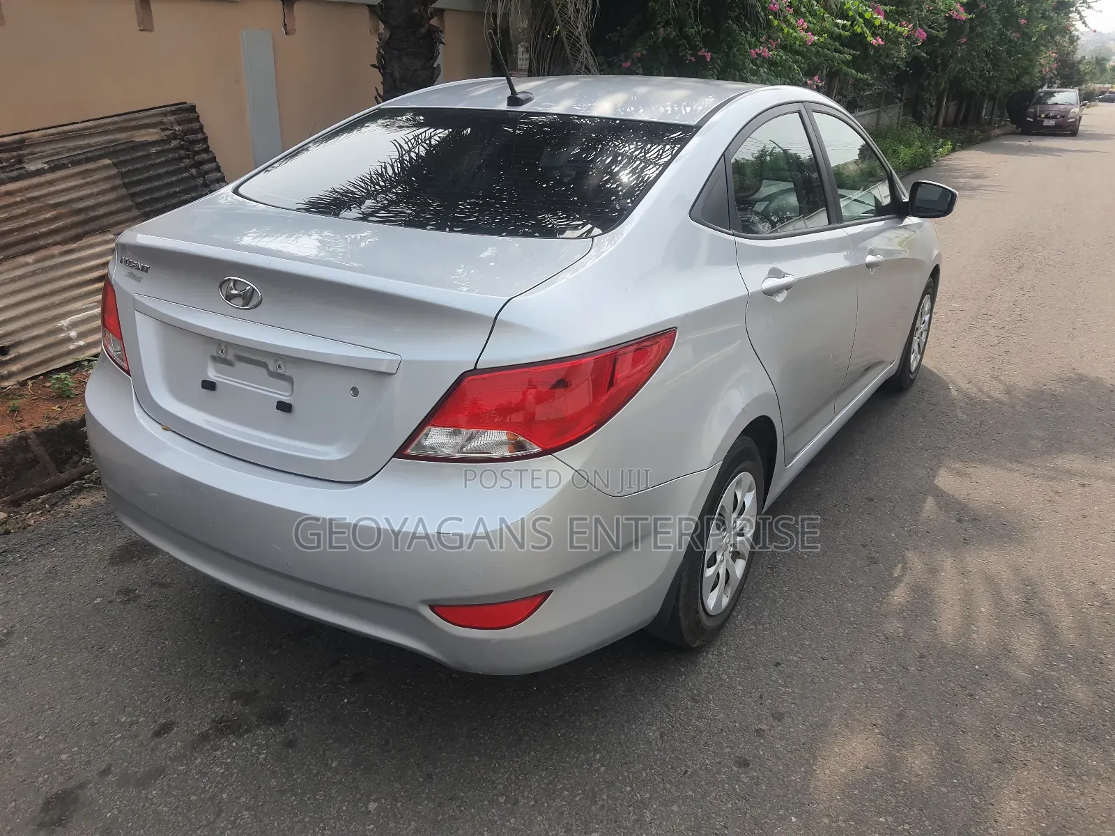 Hyundai Accent SE Sedan 2016 Silver