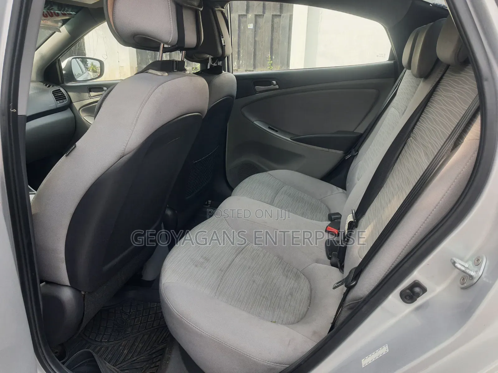 Hyundai Accent SE Sedan 2016 Silver
