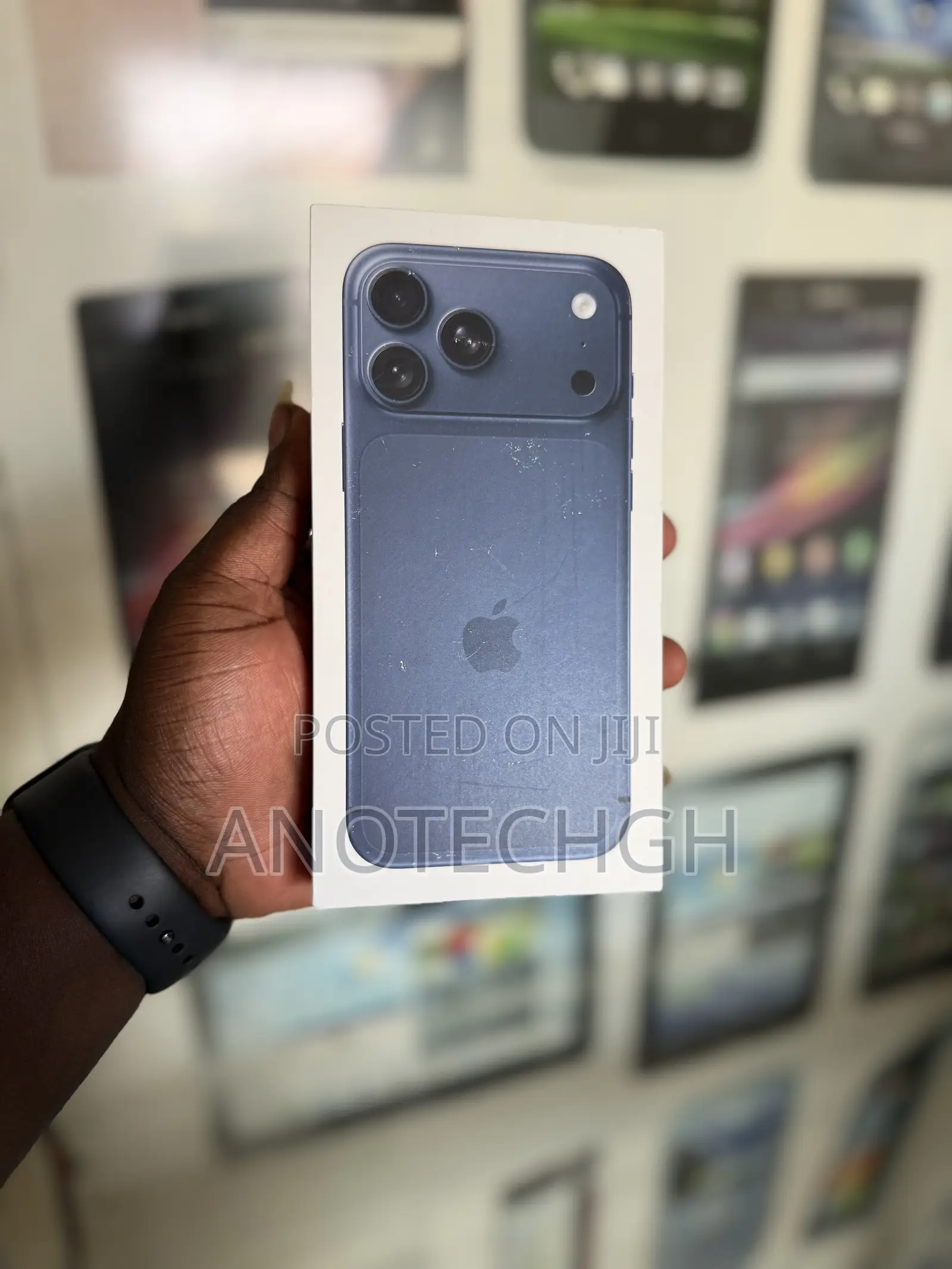 New Apple iPhone 17 Pro Max 256 GB Blue