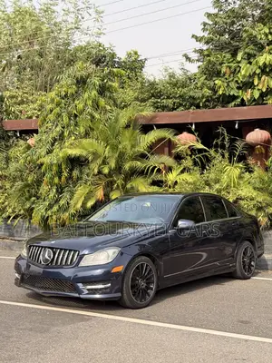 Mercedes-Benz C300 Luxury 4Matic Sedan AWD (3.0L 6cyl 7A) 2012 Blue