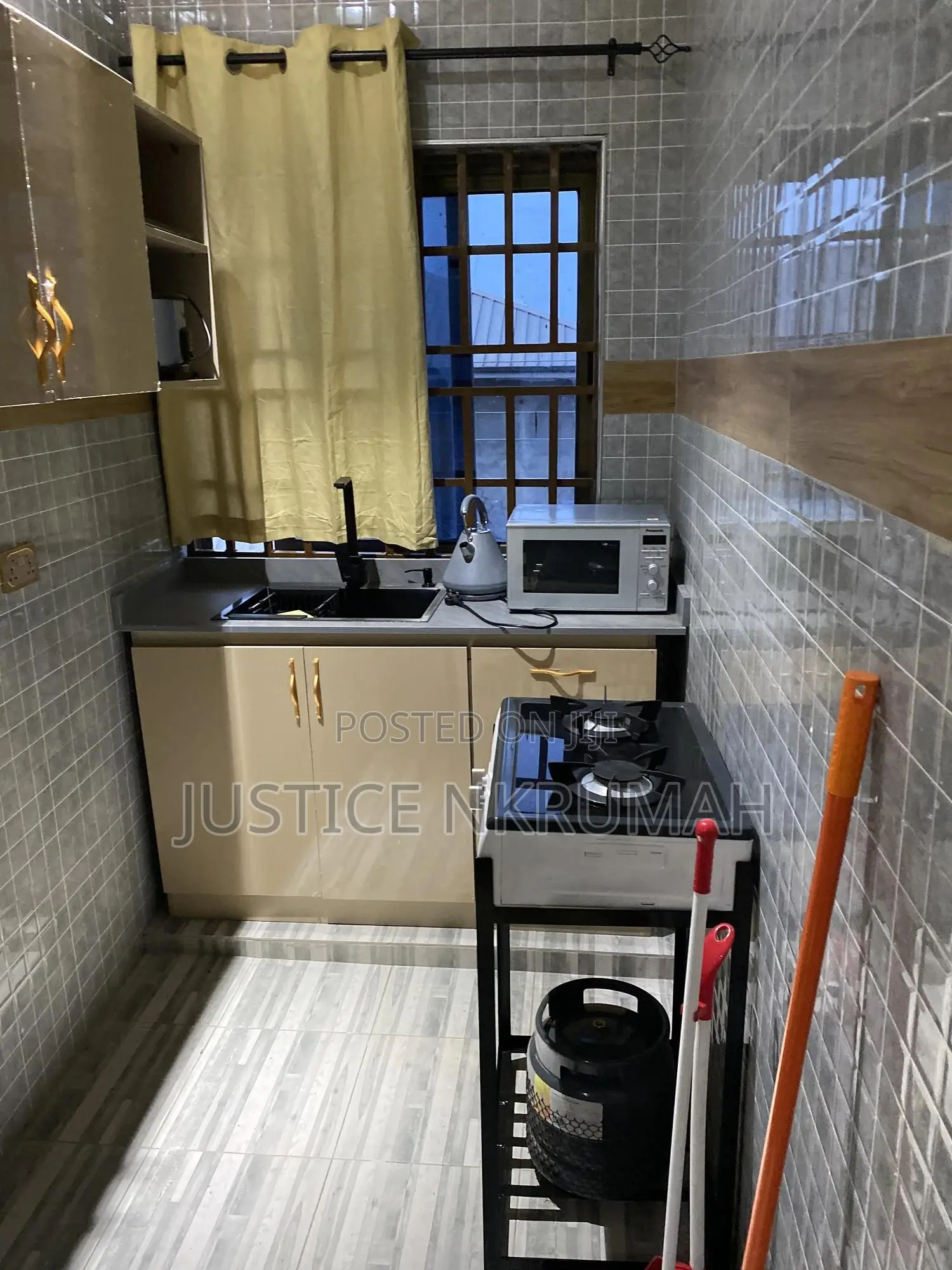 Furnished 1bdrm Apartment in Justice Estate, West Hills Mall Area