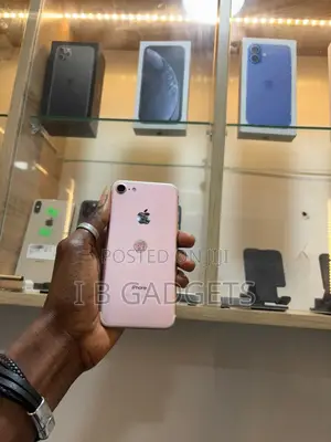 Apple iPhone 7 128 GB Rose Gold