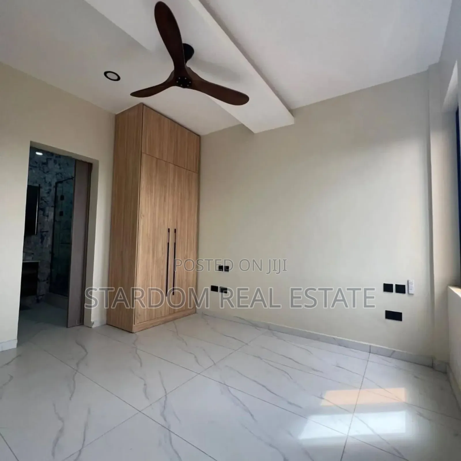 4bdrm Duplex in Adjiringanor, East Legon for sale