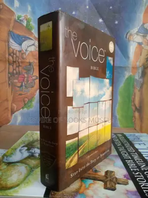 The Voice Bible: Step Into the Story of Scripture Illustrated