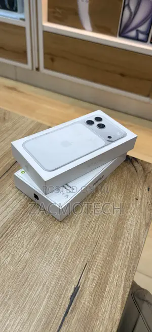 New Apple iPhone 17 Pro Max 256 GB Orange