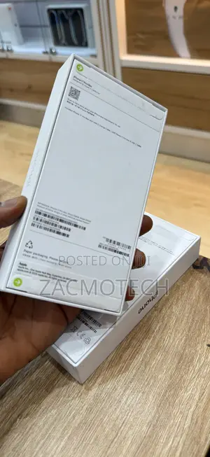 New Apple iPhone 17 Pro Max 256 GB Orange