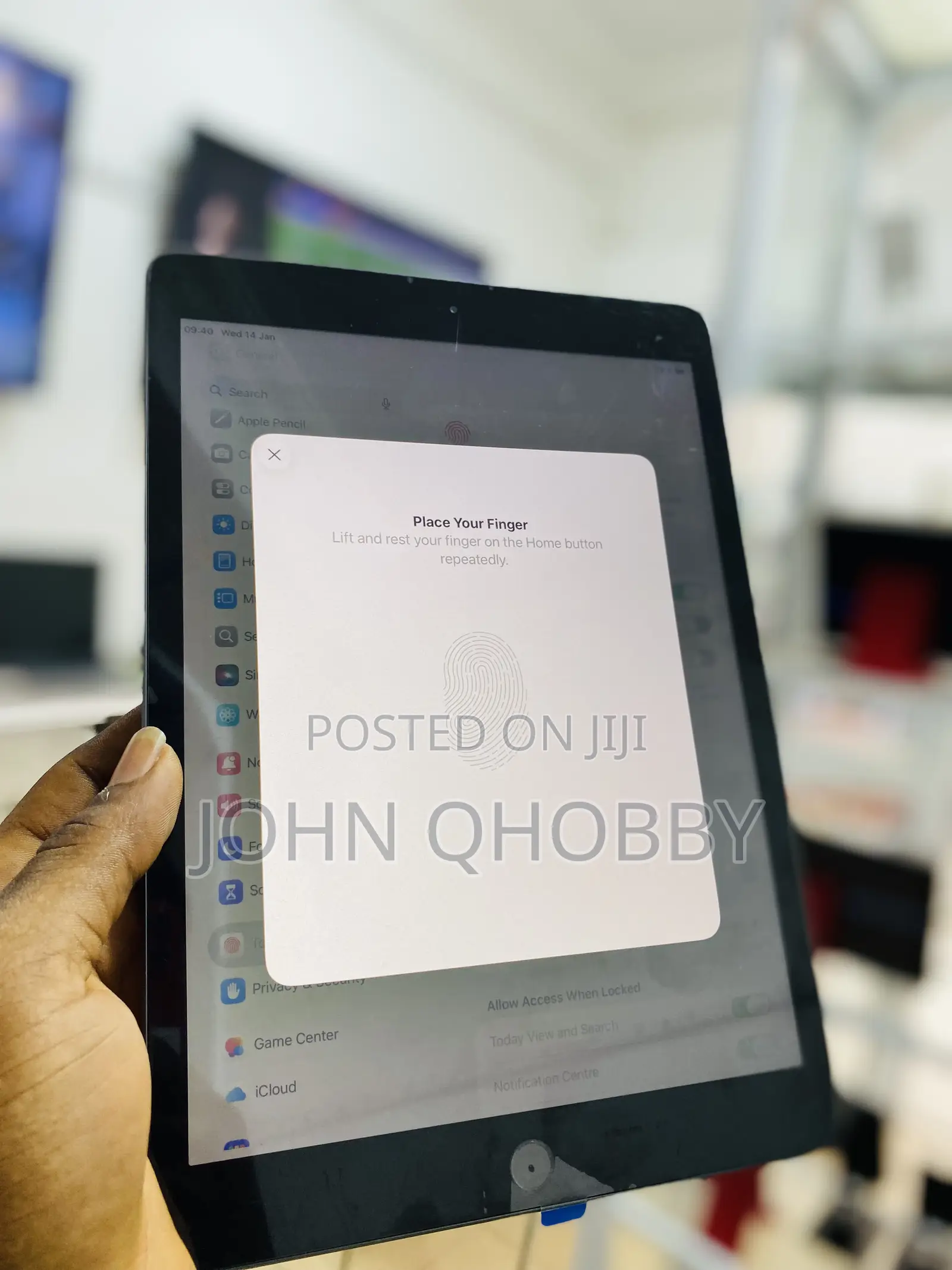 Apple iPad 10.2 (2020) 32 GB Black