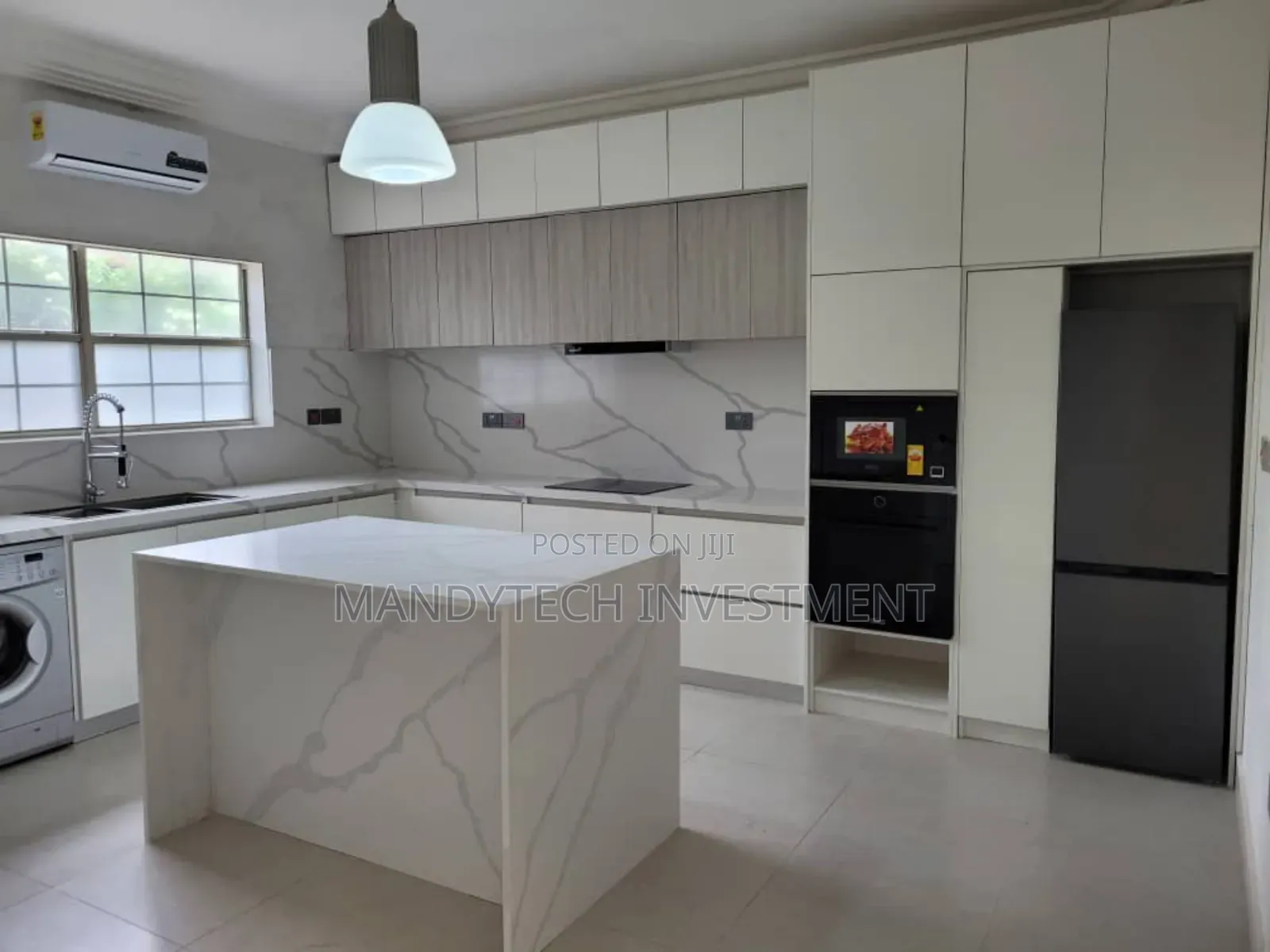 3bdrm Duplex in School Junction for sale