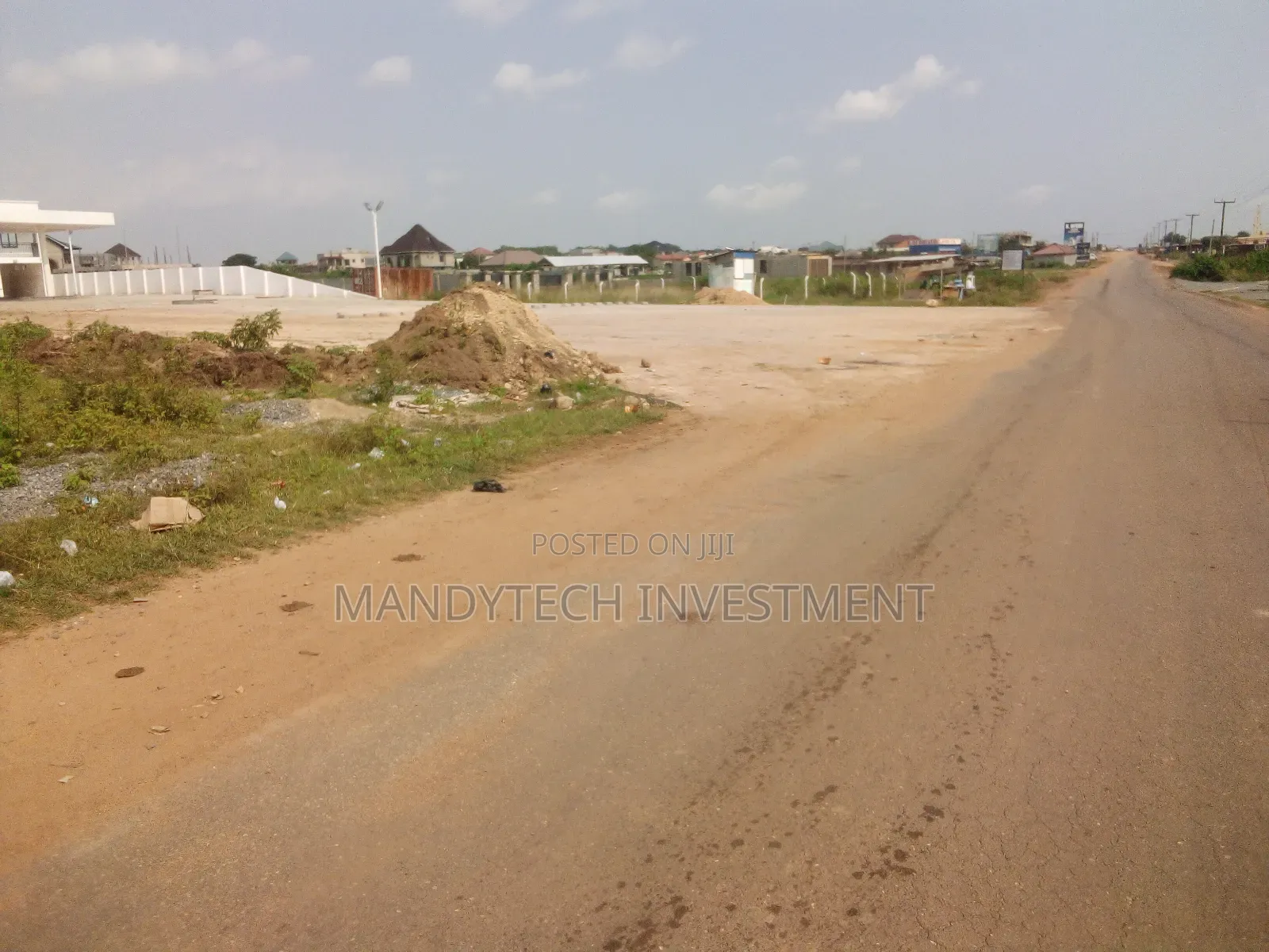 Two Classic Roadside Land - Katamanso
