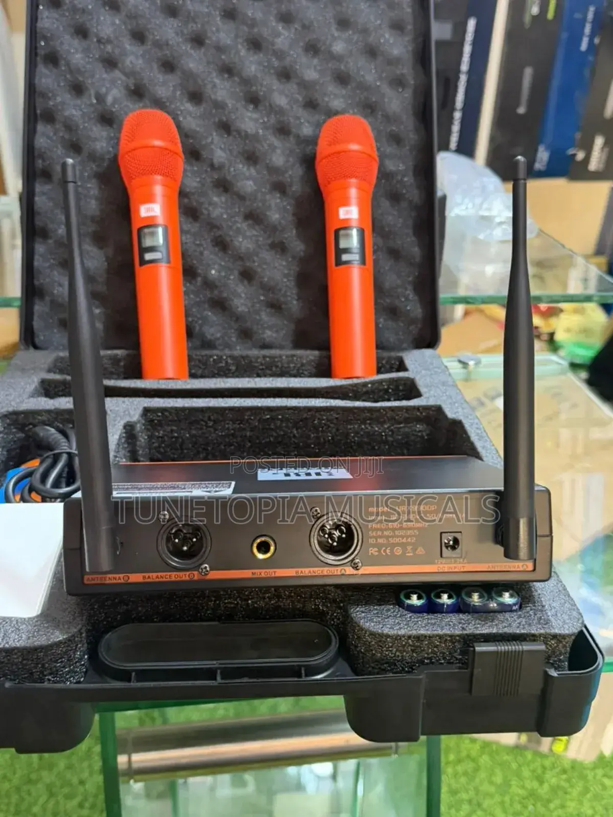JBL Urx9900p 2in1 Professional Wireless Microphone.
