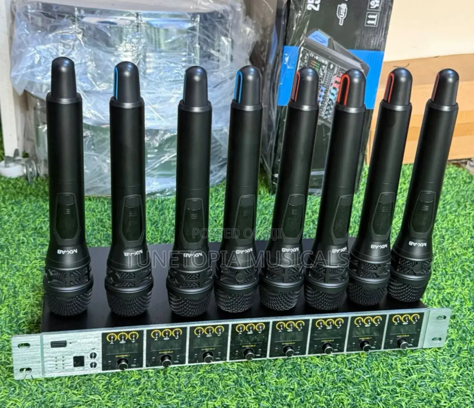 Shure Uhf 8in1 Professional Wireless Microphones