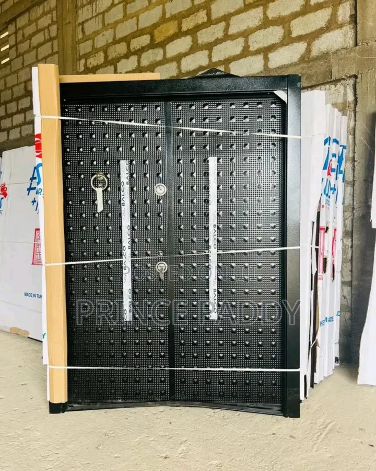 Heavy Security Door Full Metal One and Half Is Available