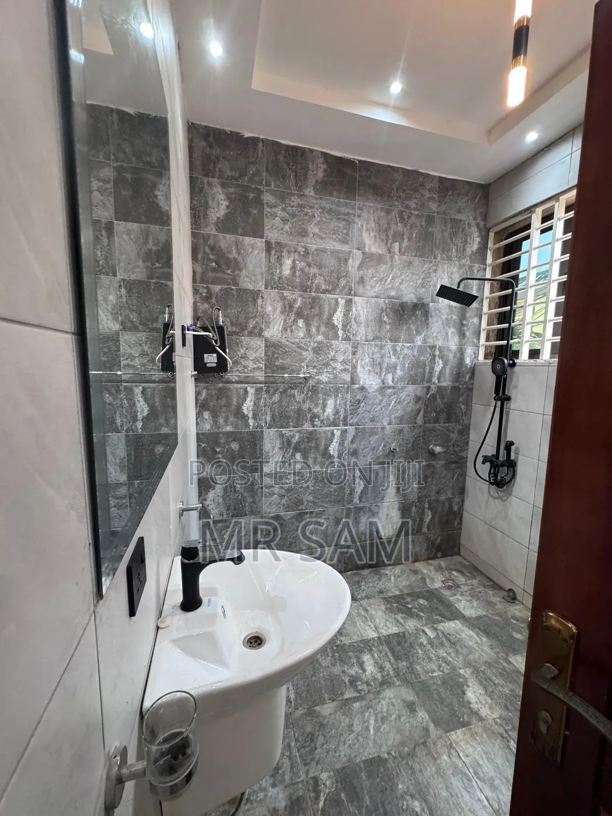 4bdrm House in Sam Properties, Old Barrier for rent