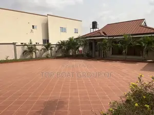 9bdrm House in Executive Mansion, Kumasi Metropolitan for sale