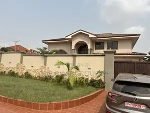9bdrm House in Executive Mansion, Kumasi Metropolitan for sale