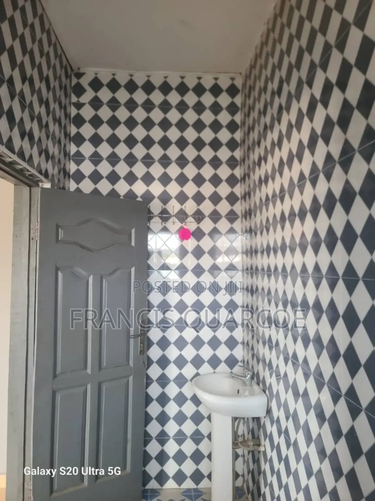 1bdrm Apartment in Paradise Estates, Pillar 2 for rent